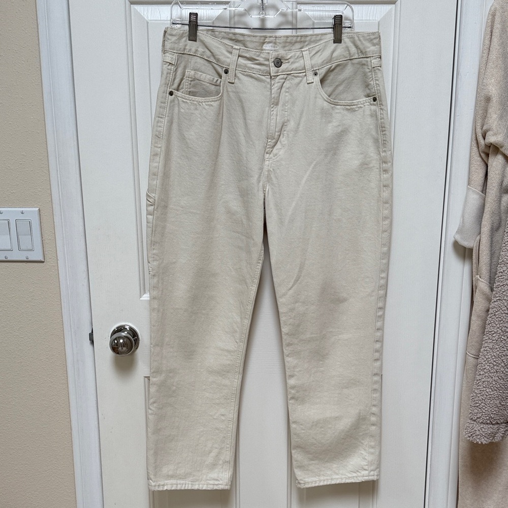 Old Navy Cream High-Rise Straight Jeans-NWOT